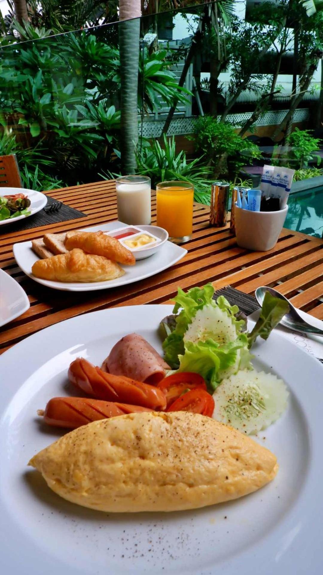 Sora & Sukhumvit Бангкок
